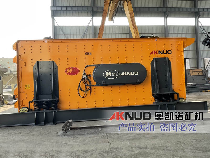 移动重型筛分机 移动重型筛分机